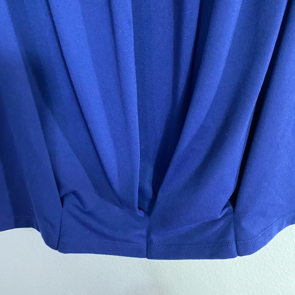 Susana Monaco Blue Long Sleeve Pleated Front Top Size Small - Picture 5 of 6